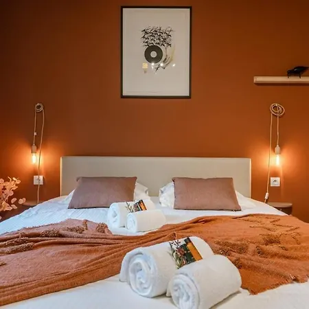 Stunning With Terrace And Parking * Ostend