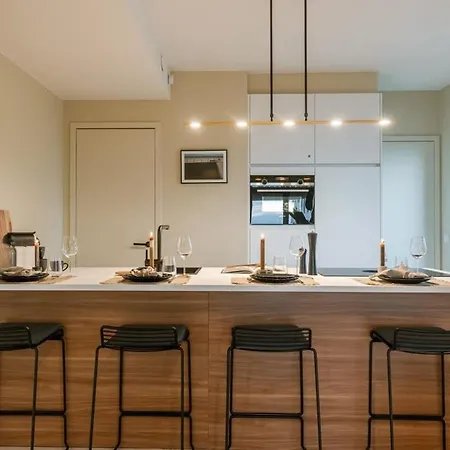 Stunning With Terrace And Parking Apartment *