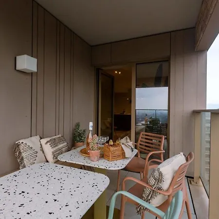 Stunning With Terrace And Parking *