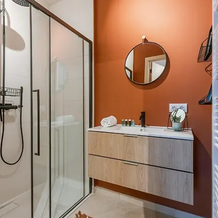 Stunning With Terrace And Parking Appartamento Ostenda