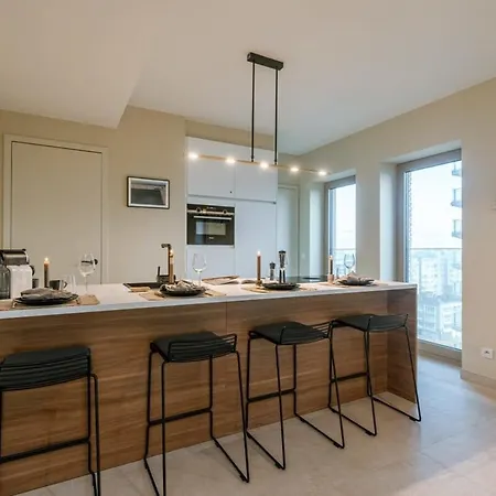 Stunning With Terrace And Parking