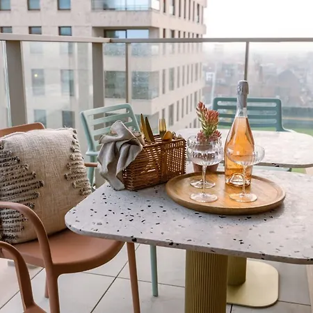 Stunning With Terrace And Parking Апартаменты